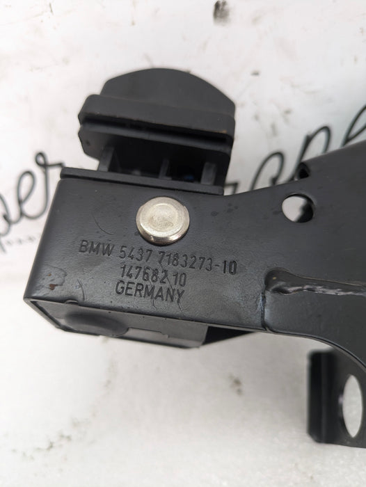 BMW E93 335is 335i 328i M3 Convertible Roof Hard Top Bracket Set Left Right 7183273/7183274