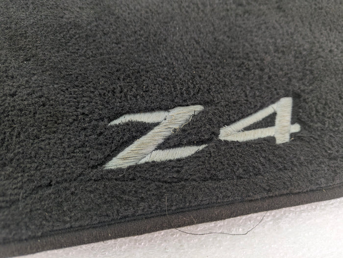 BMW E85/E86 Z4 Black Carpet/Summer Floor Mat Set