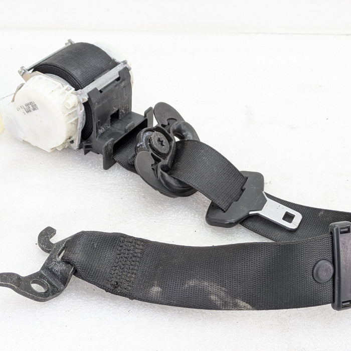 BMW E90 E91 335xi 330xi 328xi 323i Front Driver Left Seat Belt Force Limiter Black 33059848