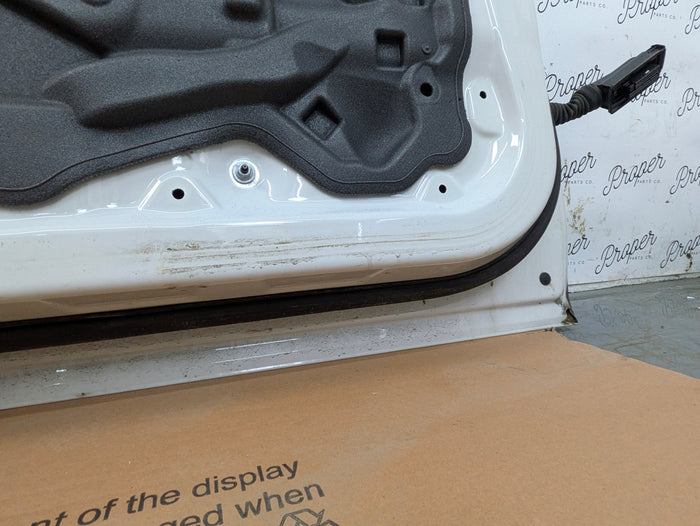 BMW F36 435xi 440xi 428xi 430xi Front Left/Driver Side Door Alpine White (300) *NOTE*