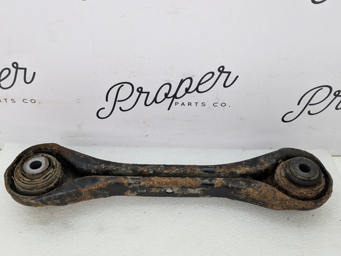 BMW E90 E91 E92 E93 335xi 330xi 328xi 325xi 323i Left/Driver Side Rear Upper Rearward Control Arm 6777980 *NOTE*