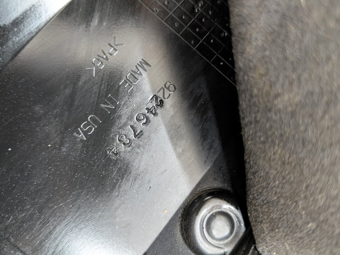 2010-2015 Chevrolet 2SS LS3 V8 Factory Engine Cover & Bracket 92246784 *Damaged*
