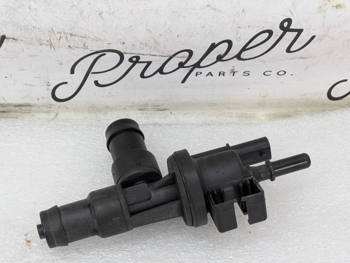 BMW F36 F32 F30 F31 F33 F34 440xi 430xi B58 B48 B46 Gas Fuel Tank Breather Valve 7643106
