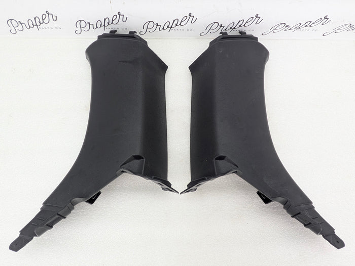 2021 Volvo V60 T6 R-Design Left & Right Black Upper C Pillar Trim Set 31479241/31479239