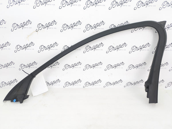 2021 Volvo V60 T6 R-Design Right/Passenger Side Front Door Interior Window Molding Trim 30747466