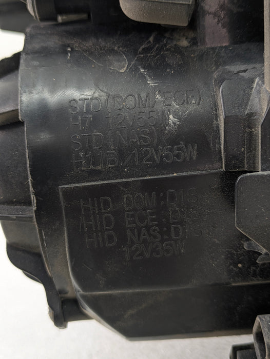 Hyundai BK1 Genesis Coupe Left/Driver Side Xenon Headlight 92101-2M0 *DAMAGED*