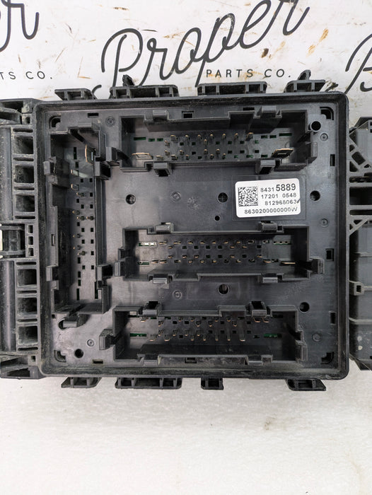2018 Chevrolet 6th Gen Camaro 2SS 6.2L V8 Engine Bay Junction Box Fuse Panel 84315889 *DAMAGED*