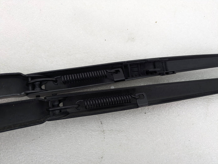 BMW E46 M3 330ci 328ci 325ci 323ci 320i Windshield Wiper Arm Set Left Right 7007128/7003931