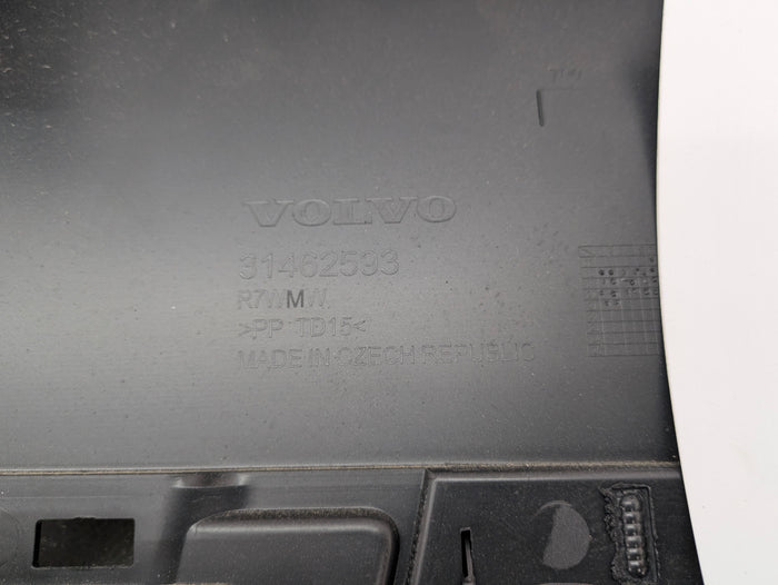 2021 Volvo V60 T6 R-Design Hatch Tailgate Liftgate Trim Cover 31462593
