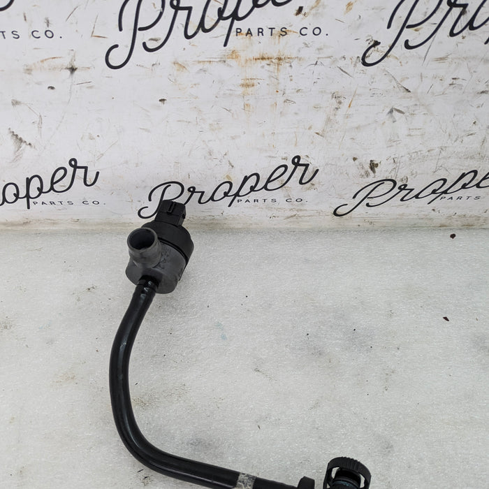 BMW E92 335xi N55 Fuel Tank Ventilation Valve Pipe Breather 7636149