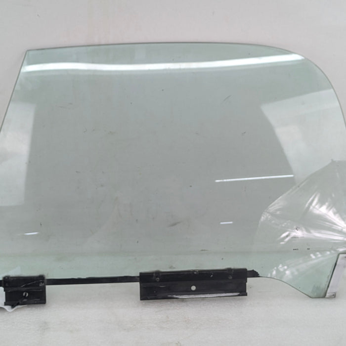 BMW Z3 M Roadster Left/Driver Side Door Window Glass 51328397627 *DAMAGED*