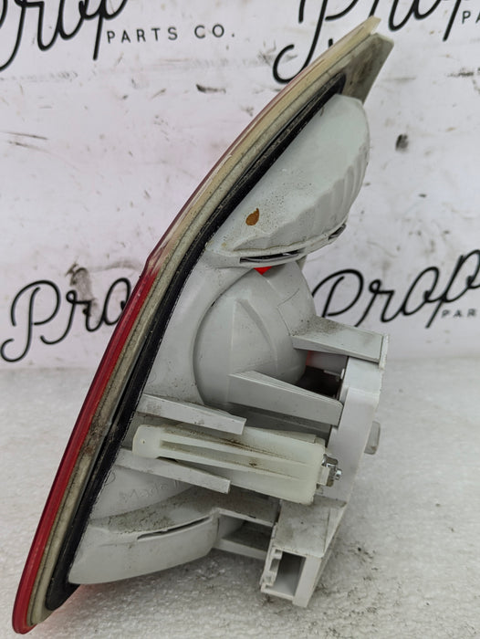BMW E61 530xi 550i 545i 525xi Wagon Left Trunk Lid Inner Tail Light 6925893