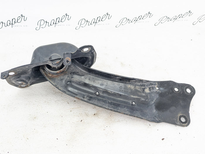 2016-2018 Audi 8U Q3 Quattro Left Rear Control & Trailing Arm Perch Set 1K0501530C