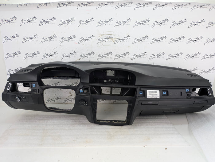 BMW E92 E91 E90 335xi 330xi 328xi 325xi 323i M3 Black Non-iDrive/Non-Navigation/Single Scoop Dashboard & Airbag 7143779