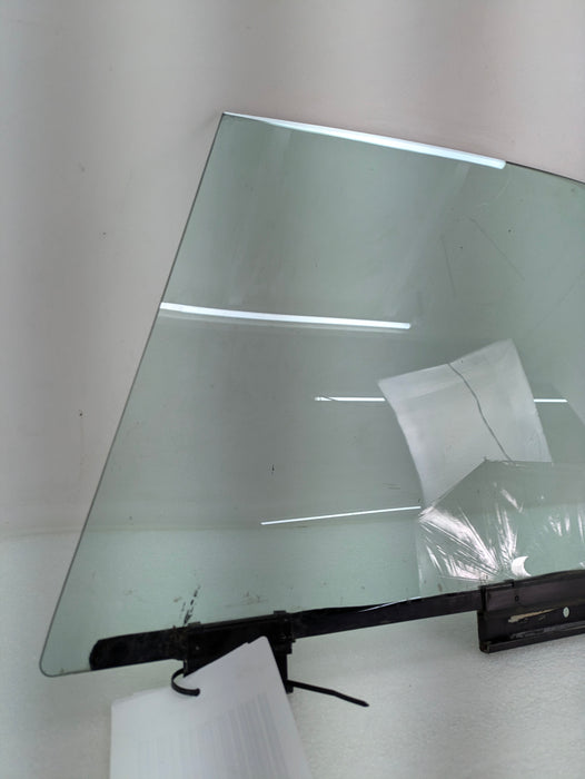 BMW Z3 M Roadster Left/Driver Side Door Window Glass 8397627