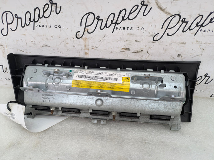 Mercedes-Benz C117 CLA250 Right/Passenger Side Knee Airbag A117860402