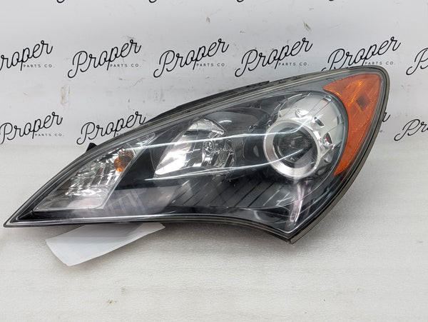 Hyundai BK1 Genesis Coupe Left/Driver Side Xenon Headlight 92101-2M0 *DAMAGED*