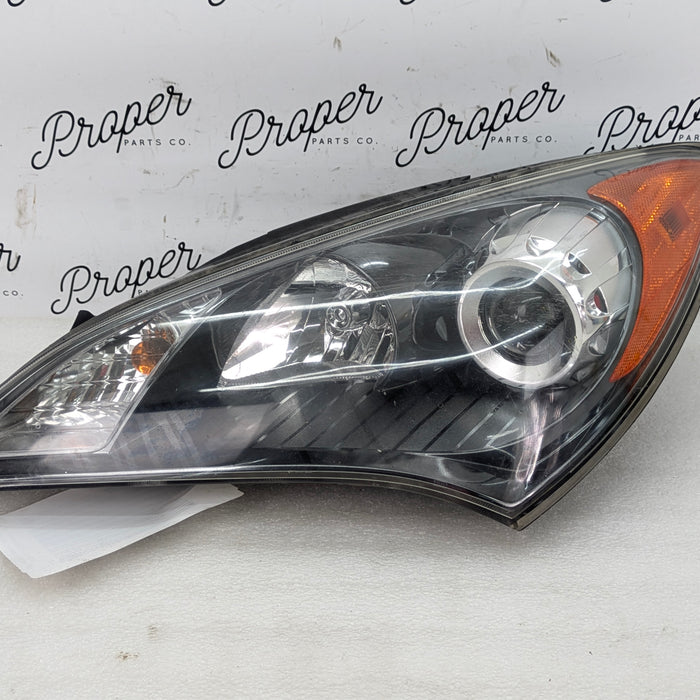 Hyundai BK1 Genesis Coupe Left/Driver Side Xenon Headlight 92101-2M0 *DAMAGED*