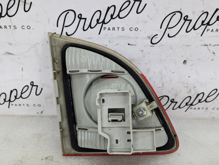 BMW E61 530xi 550i 545i 525xi Right Trunk Lid Inner Tail Light 6925894 *Damage*