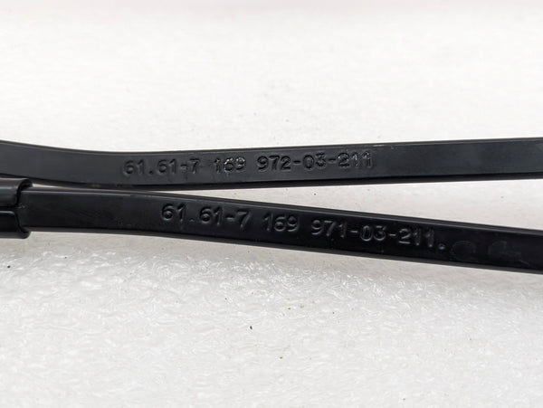 BMW E82 E88 135i 128i Left & Right Windshield Wiper Arms Set Pair 7169971/7169972