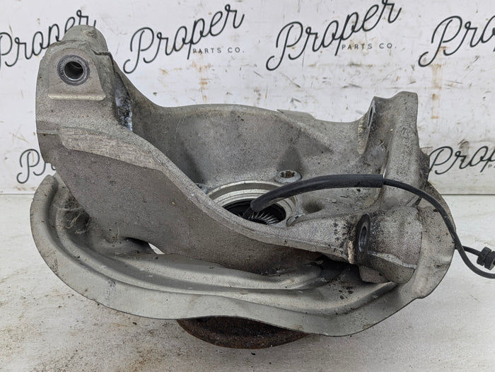 BMW F22 F23 228xi M235xi M240xi 230xi AWD Right/Passenger Side Front Knuckle 6853820