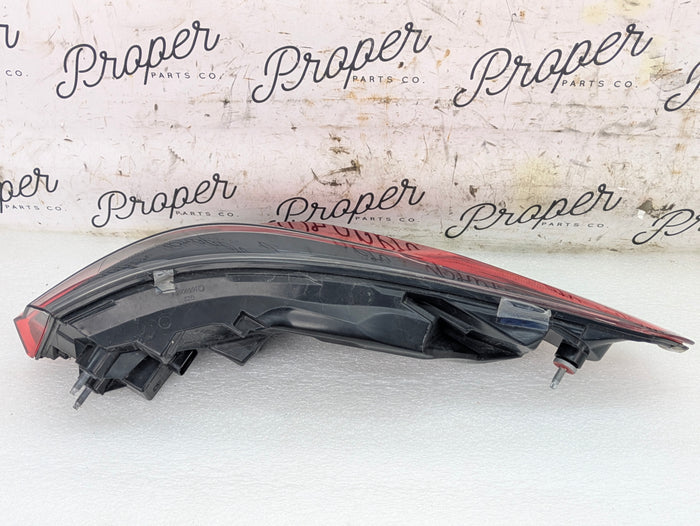 BMW G22 G26 430ix M440ix G82 M4 Pre-LCI Rear Left/Driver Side Outer LED Tail Light Assembly 63217477605