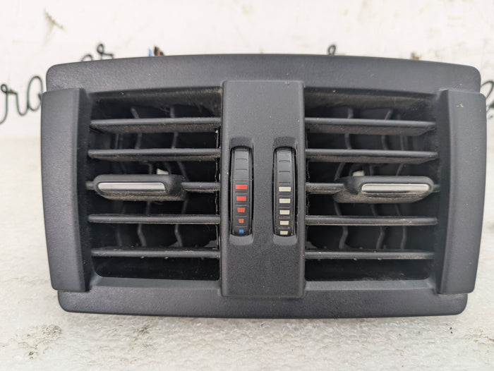BMW F32 F30 F31 F34 F36 3 & 4 Series Center Console Rear Air Vent 9207330