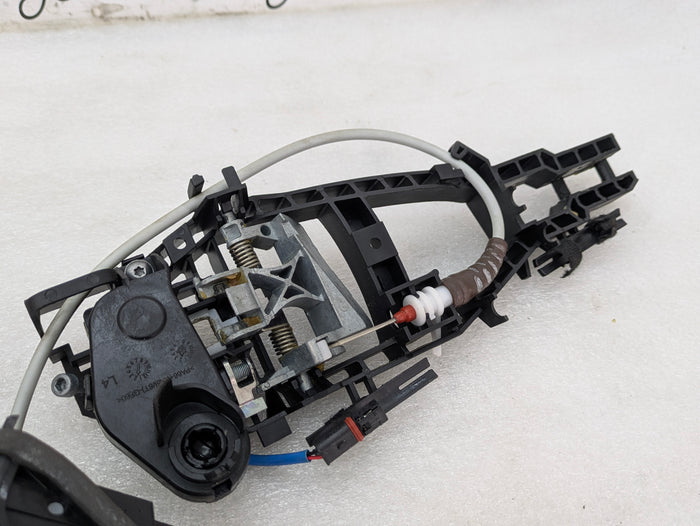 BMW F32 F33 F82 430xi 440xi 435xi 428xi M4 Left/Driver Side Door Lock Actuator & Handle Carrier 7229461
