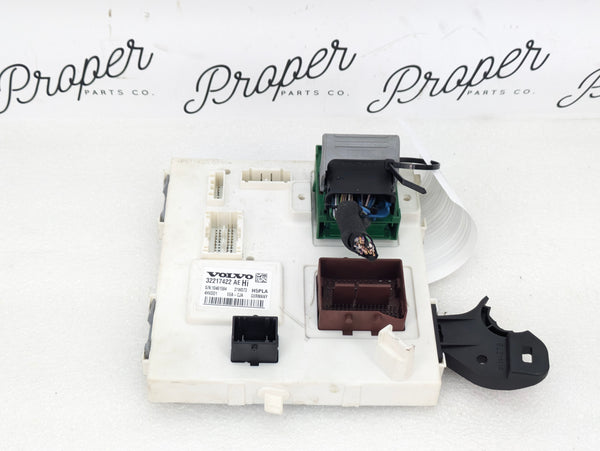 2021 Volvo V60 T6 R-Design Body Computer Control Module 31477876