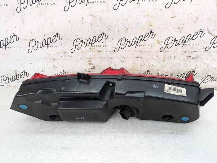 Chevrolet C7 Corvette Stingray Z51 Rear Right/Passenger Side Tail Light 23170470