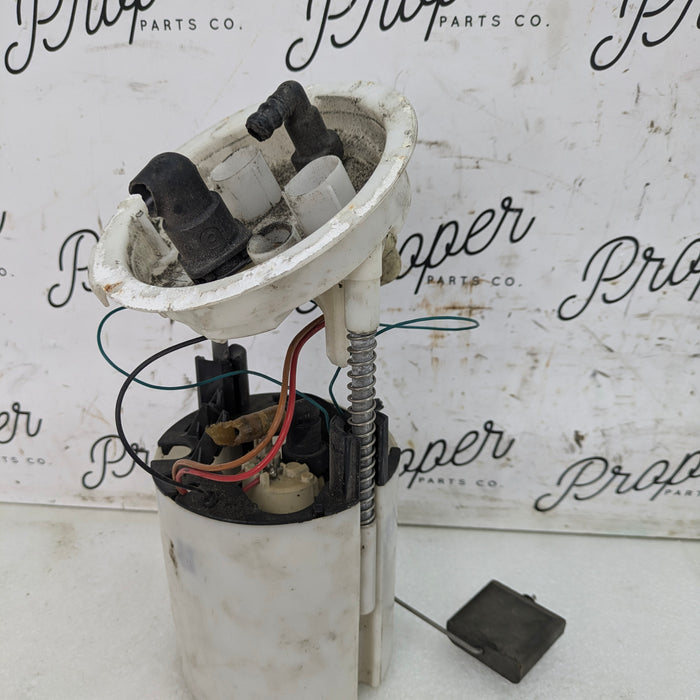 BMW E90 E91 E92 E93 323i 335xi 330xi 328xi 325xi Low Pressure Fuel Pump LPFP Assembly 16147163298