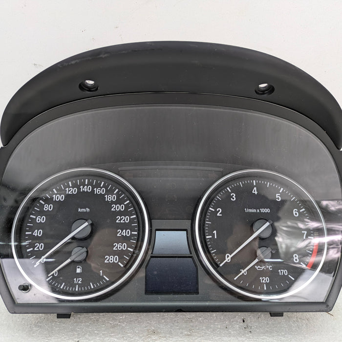 BMW E90 E92 E93 335xi 335i Instrument Gauge Cluster Speedometer KPH 9242368