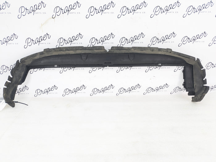 2021 Volvo V60 T6 R-Design Radiator Support Air Duct Seal 31455591