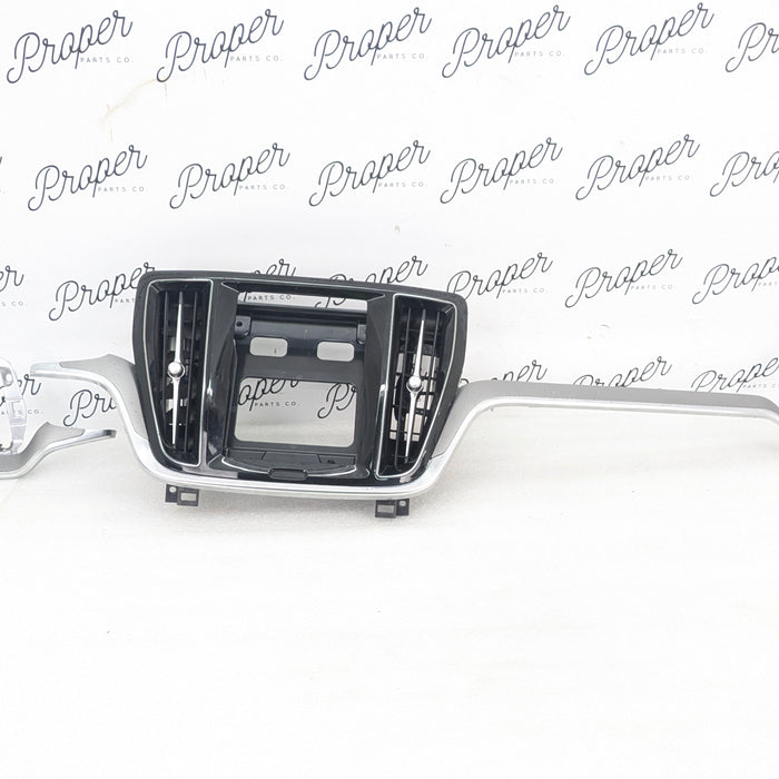 2021 Volvo V60 T6 R-Design Silver Dashboard Trims & Multimedia Screen Display Moulding & Air Vents