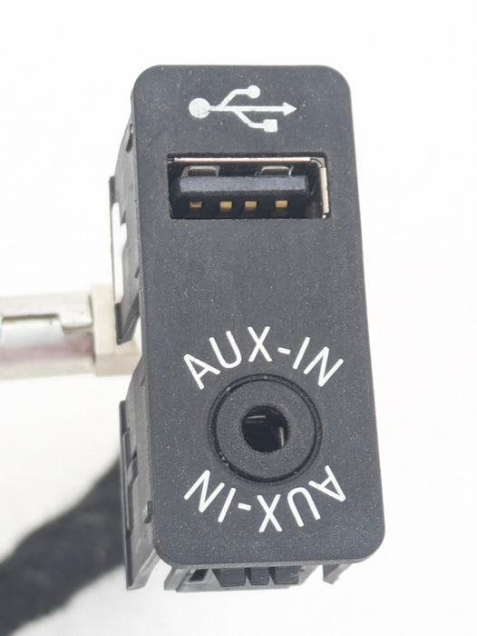 BMW F32 F33 F36 F30 F31 F34 4 & 3 Series USB/AUX Ports 9229246