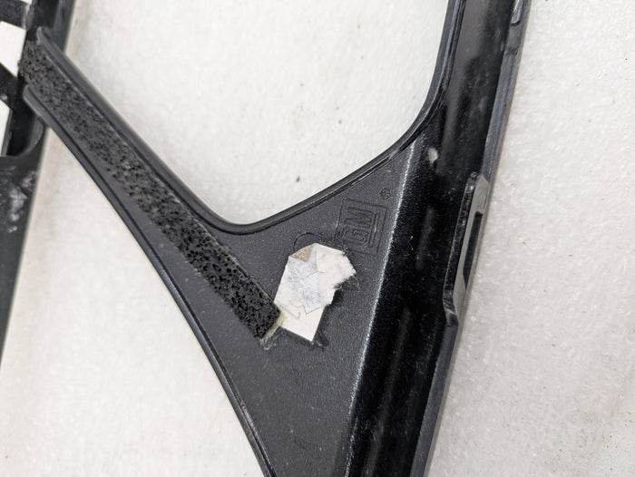 Chevrolet C7 Corvette Stingray Z51 Rear Left/Driver Side Tail Light Surround Trim 22790954 *DAMAGED*