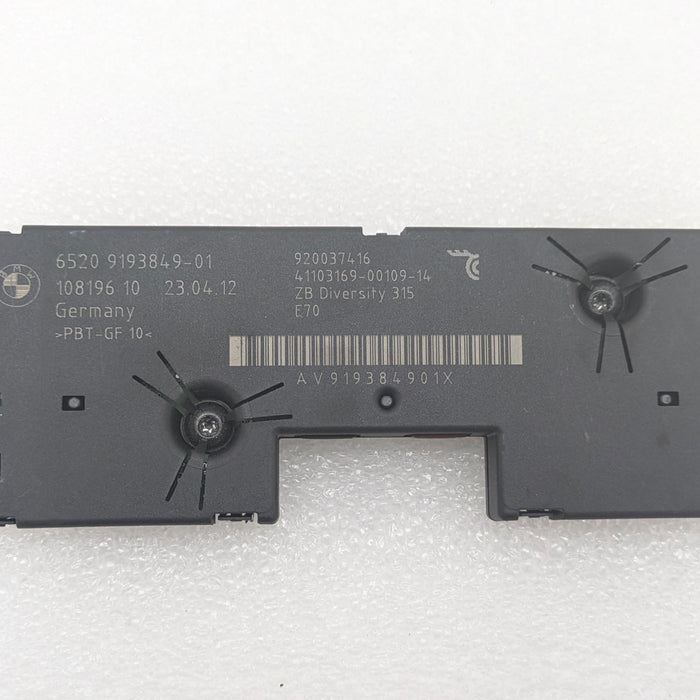 BMW E70 X5 M Antenna Amplifier Diversity Module 9193849