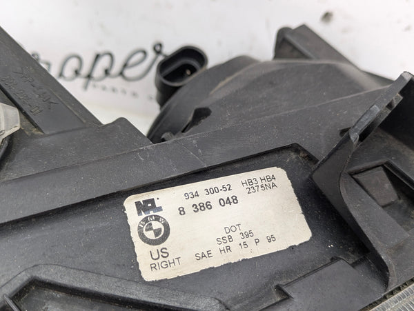 BMW Z3 M Roadster Coupe Front Right Headlight White Indicator 8386048 *Damaged*