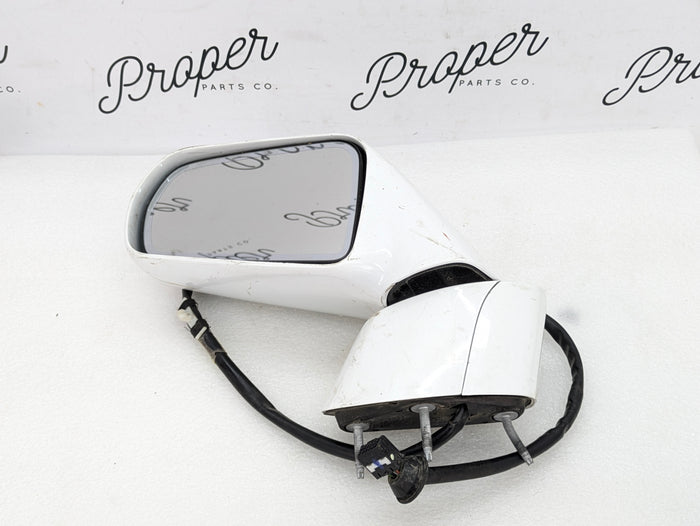 Chevrolet C7 Corvette Stingray Left/Driver Side View Mirror Assembly Arctic White (G8G) 22939303 *DAMAGED*