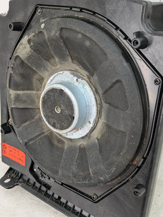 BMW E60 E61 530xi M5 550i 545i L7 Logic 7 Right Subwoofer Speaker 6919358