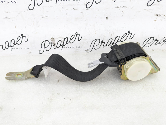 BMW E61 530xi 525xi 550i 545i Rear Upper Seat Belt Retractor 72119132827