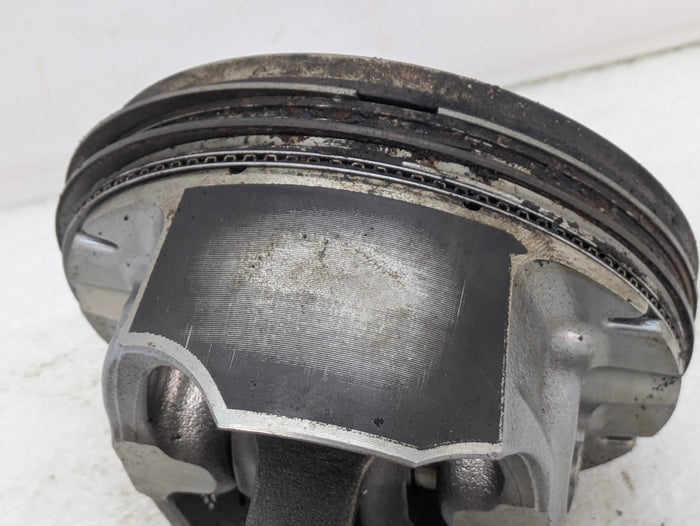 Chevrolet C7 Corvette Stingray Z51 LT1 Gen V Engine Right Side Piston & Connecting Rod #1 12654243 *NOTE*