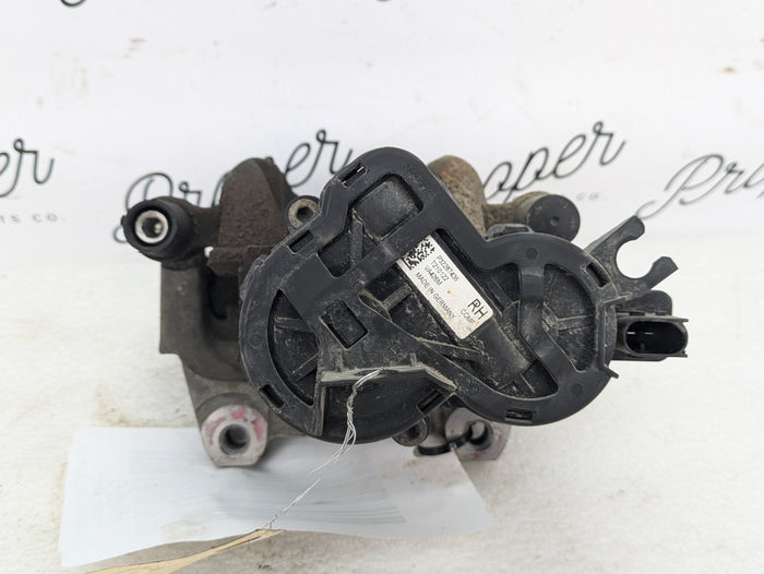 2021 Volvo V60 T6 R-Design Rear Right/Passenger Side Brake Caliper 32287434