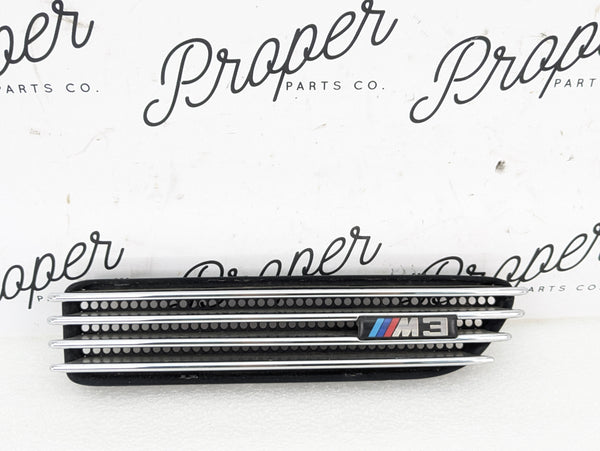 BMW E46 M3 Coupe/Convertible Passenger Right Wing Fender Grille Vent Badge 2694608
