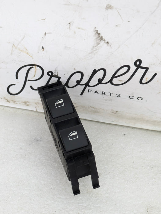 BMW E46 323ci 330ci 328ci 325ci M3 Convertible/Coupe Right/Passenger Side Window Switch 6902178