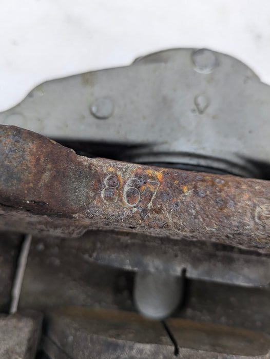 BMW E90 E91 E92 E93 335xi Front Calipers Set Pair