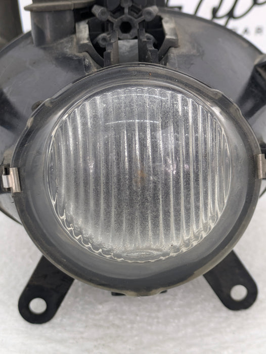 BMW E46 330i 328i 325i 323i Sedan/Wagon Front Left Bumper Fog Light 6911007