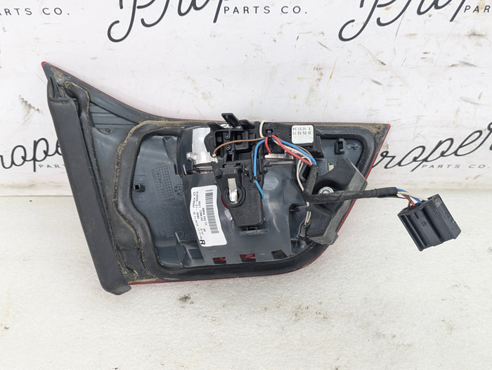 BMW F32 F36 F33 4 Series Pre-LCI Right/Passenger Side Inner Trunk Tail Light 7296102