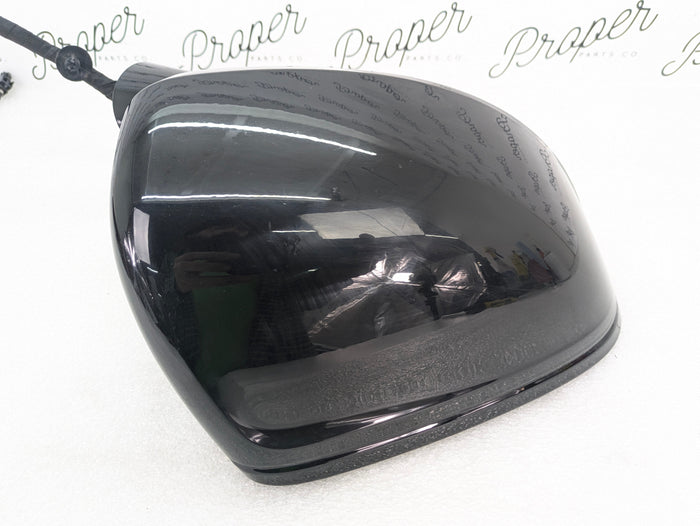 2021 Volvo V60 T6 R-Design Right/Passenger Side View Mirror W/Camera