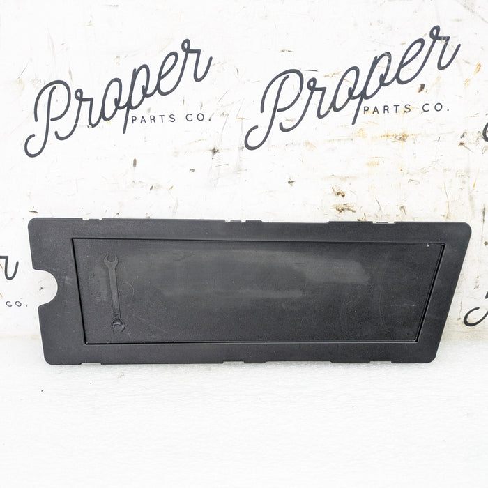 BMW G22 G20 G26 430ix 330ix 330ex Trunk Storage Compartment Access Panel Cover 7438305 *DAMAGED*